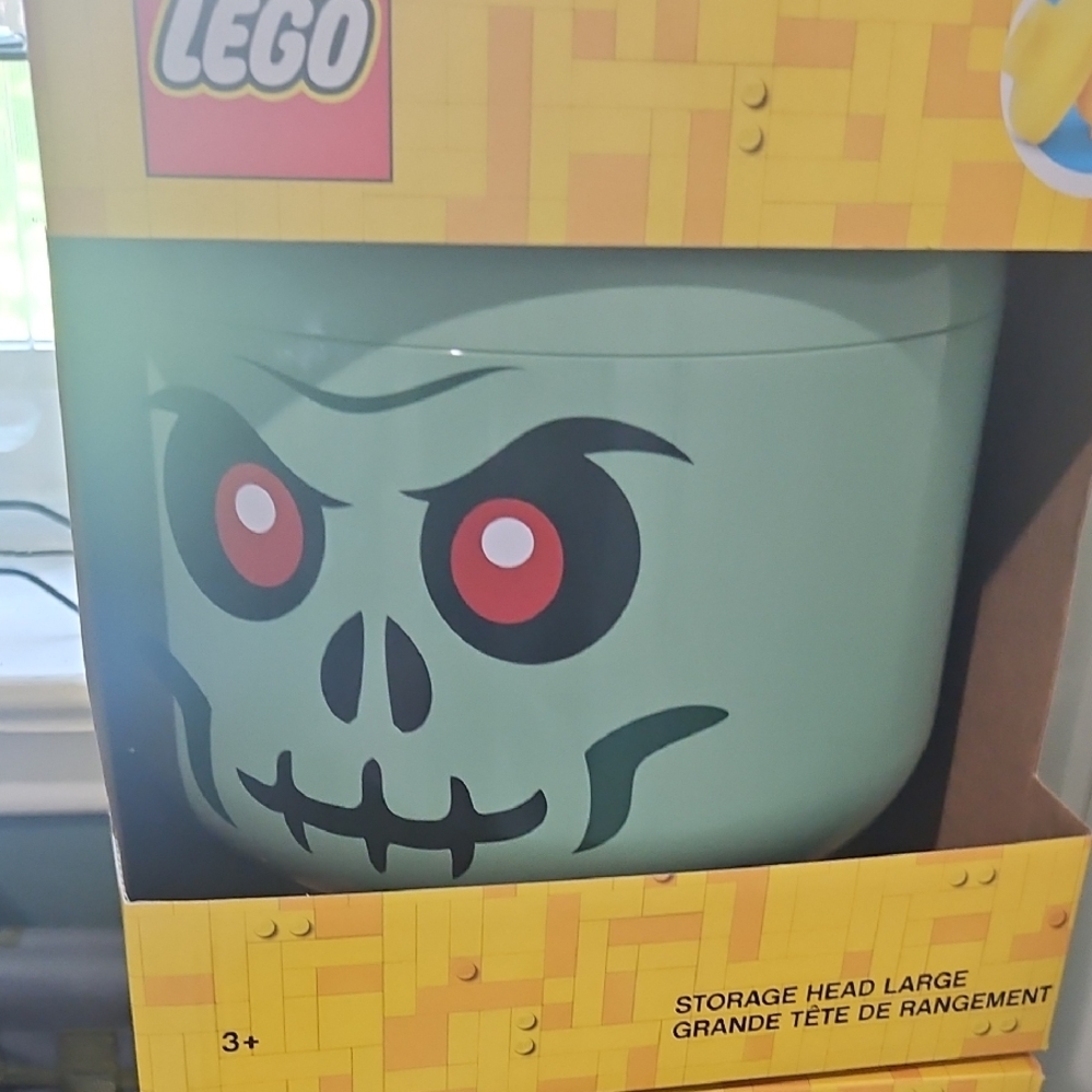 LEGO Skull Storage Head